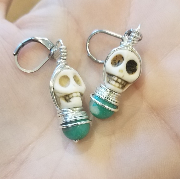 FINAL PRICE Skull Dragon Skin Agate Bauble Earrings - Picture 4 of 8